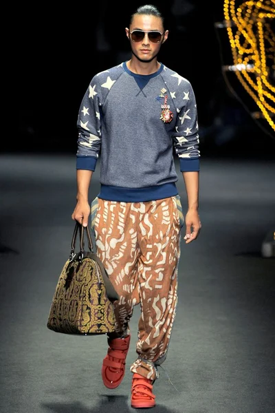 Look 36